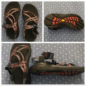 CHACOS, Size 8